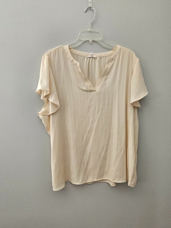 Maurices Tops - Maurices Cream Flutter Sleeve Blouse Top 1X